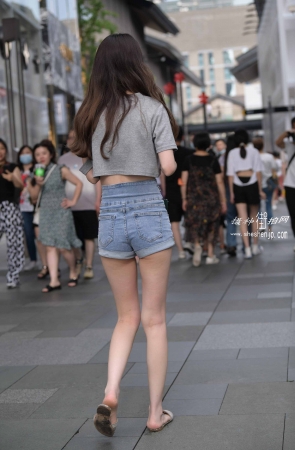 2272-9+140纤细美腿热裤女孩【套图➕视频】 23P
