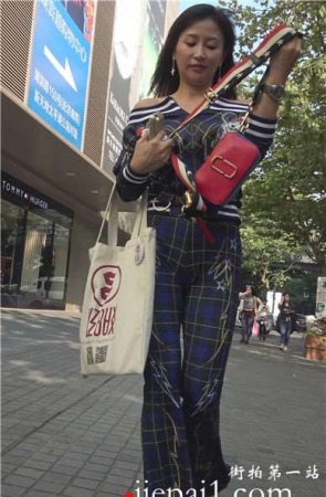 4k-女神的新衣霸气性感美美哒 [3.74 GB]