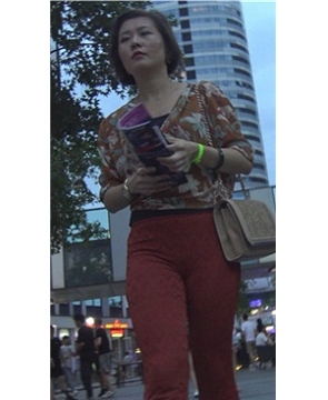 4k-丰满圆臀少F的紧身裤超屌，颜色变幻莫测 [1.57 GB]