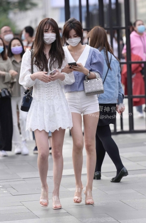 一起炸街清爽小姐妹。。23721-59 10P