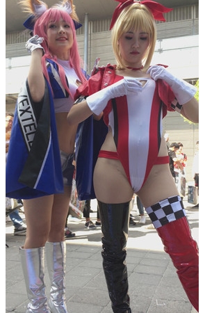 长靴性感的coplay小姐姐