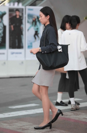 气质街拍肉丝少妇