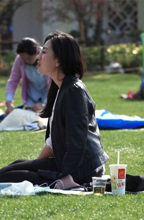 No597 阳光下的美人丝足，带来不一般的性感惊喜