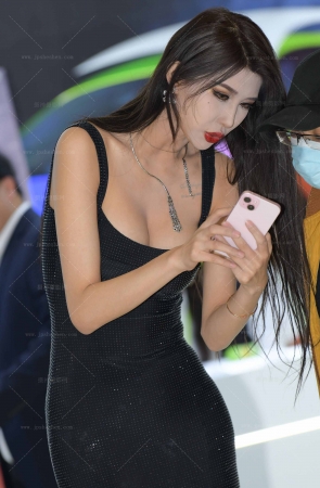 2437-35=35√长裙黑丝搭配 11P