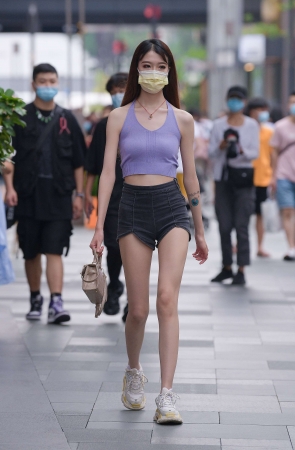 J92S级超靓丽大长腿美女