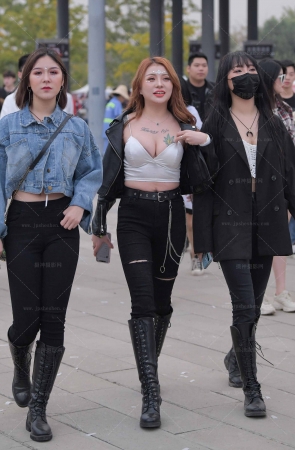 24221-5=26√格局已打开 6P