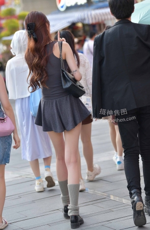 23518-17=41√大长腿小姐姐 14P