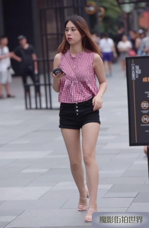 热裤美女3A3971[724M]