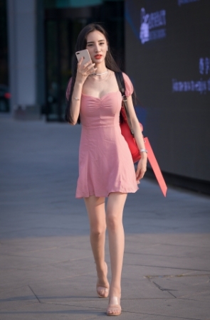 高颜值大长腿，爱了吗