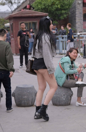 9112-1+58/丰满的热裤大月牙 4P