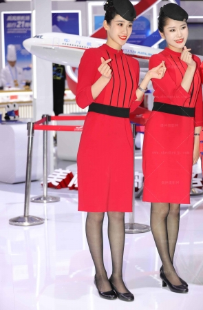 川航空姐黑丝高挑美腿高跟 11P