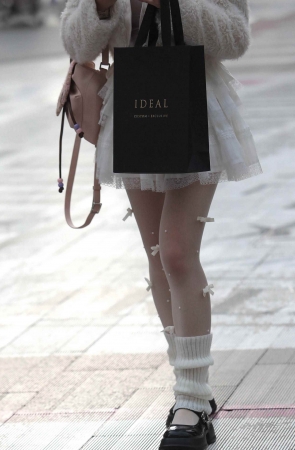 街拍丝袜妹子-14P