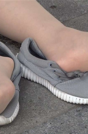 就这么直接踩到地上么 [501 MB/MP4]