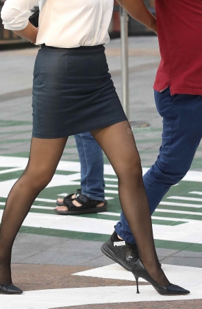 【珏一笑而过】诱惑街拍黑丝高跟OL-17P