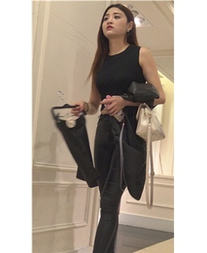 4k-极品长腿皮裤女神服装店试衣服 [2.78 GB]