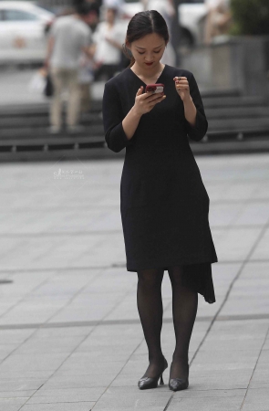 【珏一笑而过】诱惑街拍黑丝OL