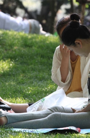 No131 白晰美人的精致丝足