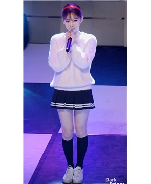 白衣黑裙 饭拍4则