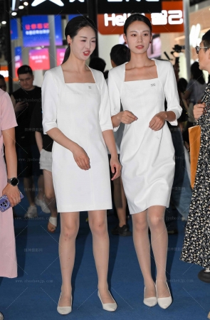 2591-25-44√双丝出海～ 9P