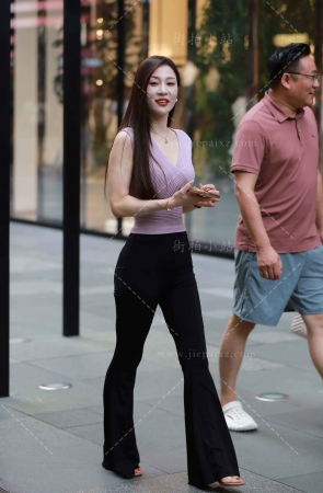 黑色长裤长腿美姐