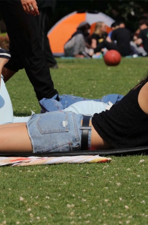 No1322 靓妹美足，第一次只露脚跟让你急死，第二次光脚乱跑把你爽死 第1套