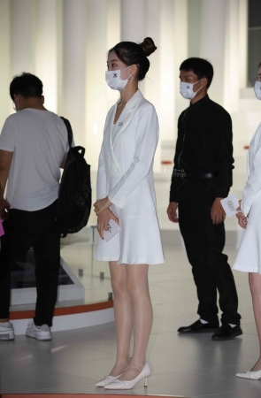 车展前台 一波肉 丝高 跟 美tui