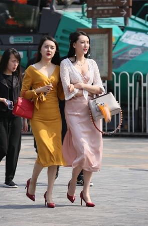 高级气质丝质裙