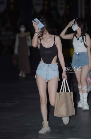 热牛里面配高叉