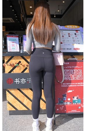 （套图一）黑色瑜伽紧身小姐姐(279P)[6.45G/JPG]