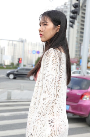 海边沙滩比基尼妹子