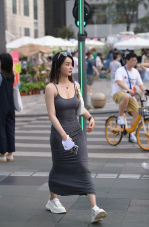 2265-12+66吊带裙包臀裙美女