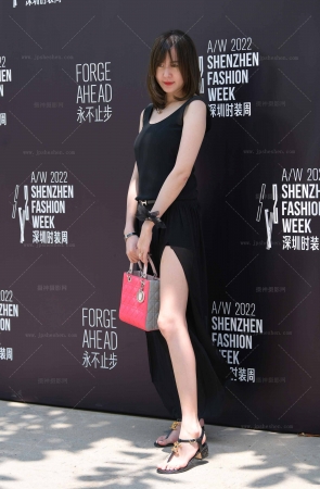 22427-4+59√韵味美腿娇萋 13P