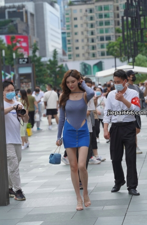 极品包臀裙大长腿小姐姐