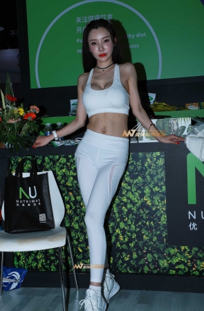 B35、醉人的白色