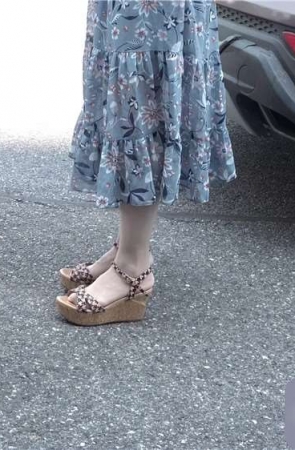 丝袜，坡高跟，长裙MM