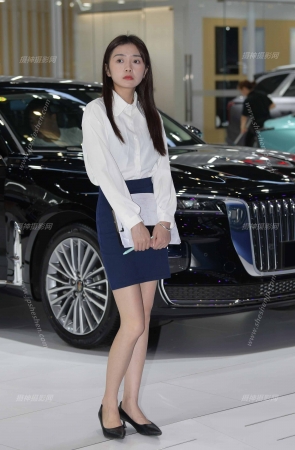 23613-46=52气质满满的销售顾问 12P