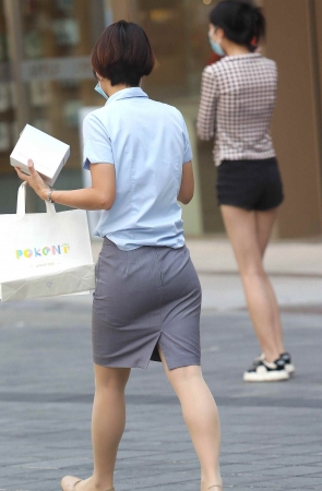 【珏一笑而过】诱惑街拍肉丝OL-16P