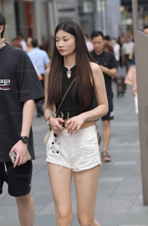 白色热裤性感··240611-7-50 14P