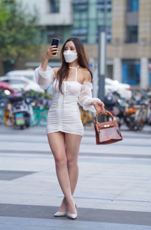 凯恩街拍摄影作品 包臀裙肉丝美少妇