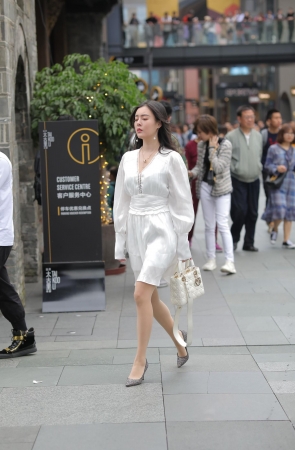 仙气十足的小仙女 很有浪漫的感觉