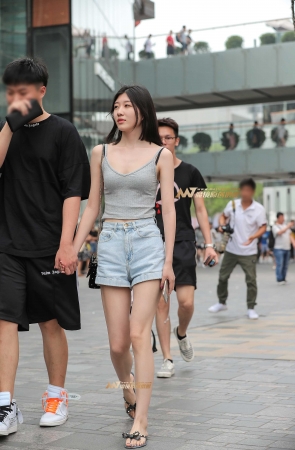 B87、这才是清水出芙蓉