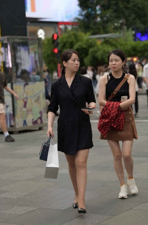 成熟韵味超薄灰丝