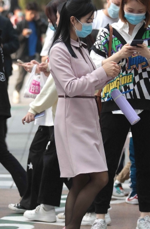 诱惑黑丝街拍高跟shaofu