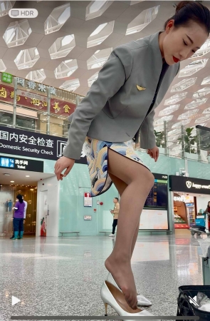 街拍4K视频空姐机场穿高跟鞋3分钟 5P