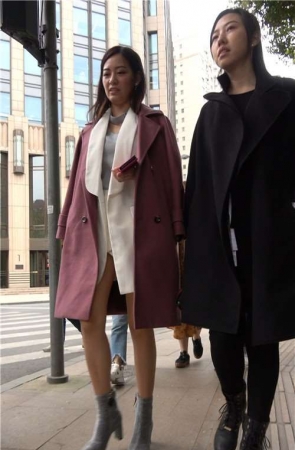 4K – 街拍长大衣时尚成熟美女 [962 MB/MP4]