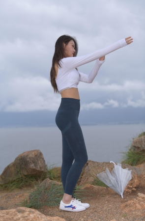 第八篇：蓝色瑜伽裤小妹