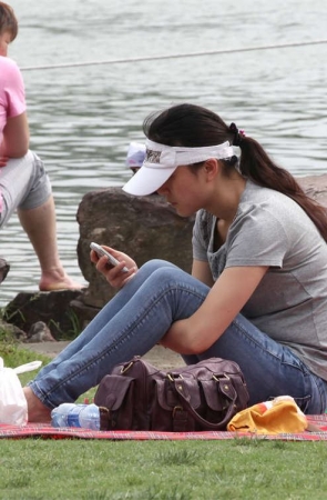 No1469 清秀少妇的玉足全貌