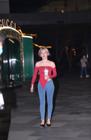 2181-8+64/蜜桃裤小姐姐