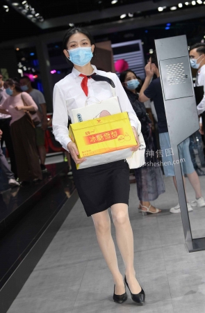 白丝袜邻家小妹-230709-3-41 15P