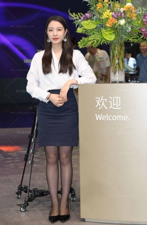 2469-28=61√搭讪美女黑丝女主播【套图➕视频】 14P